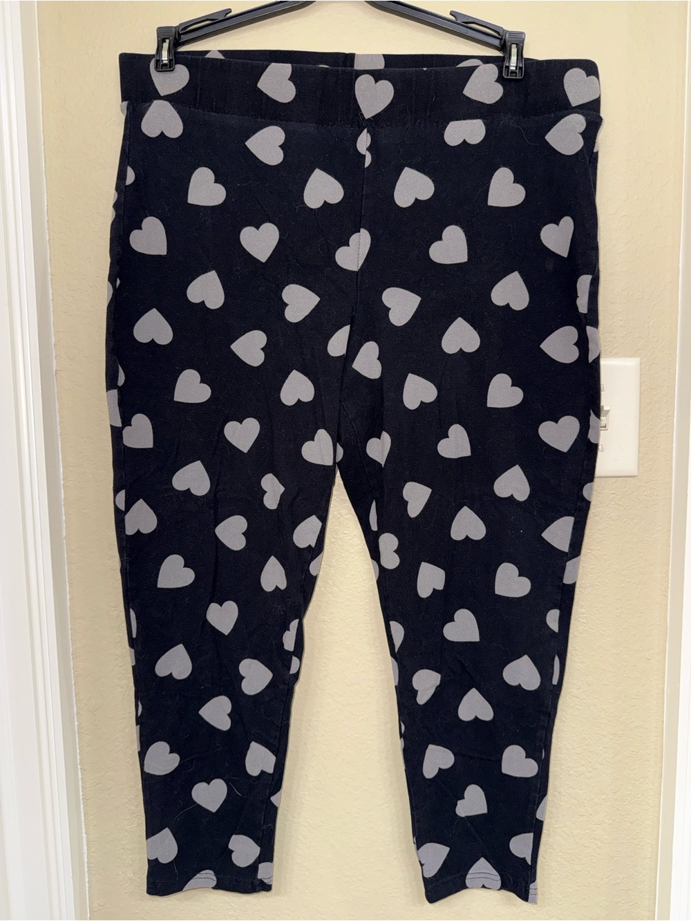 torrid Black Leggings with Gray Heart Print